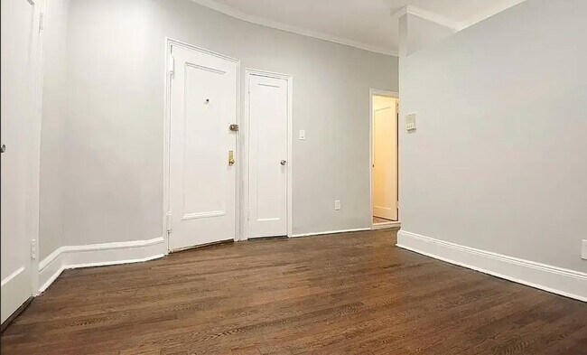 Building Photo - 1 Bedroom in Prospect Heights/Park Slope Area!