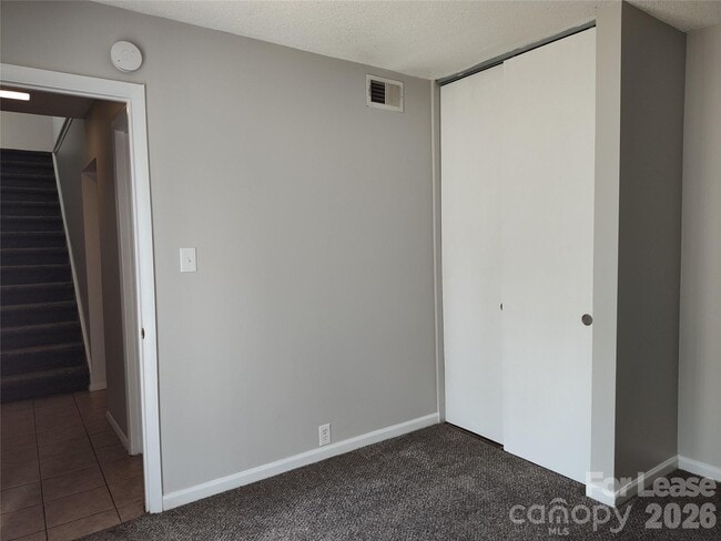 Building Photo - 7001 Stonington Ln