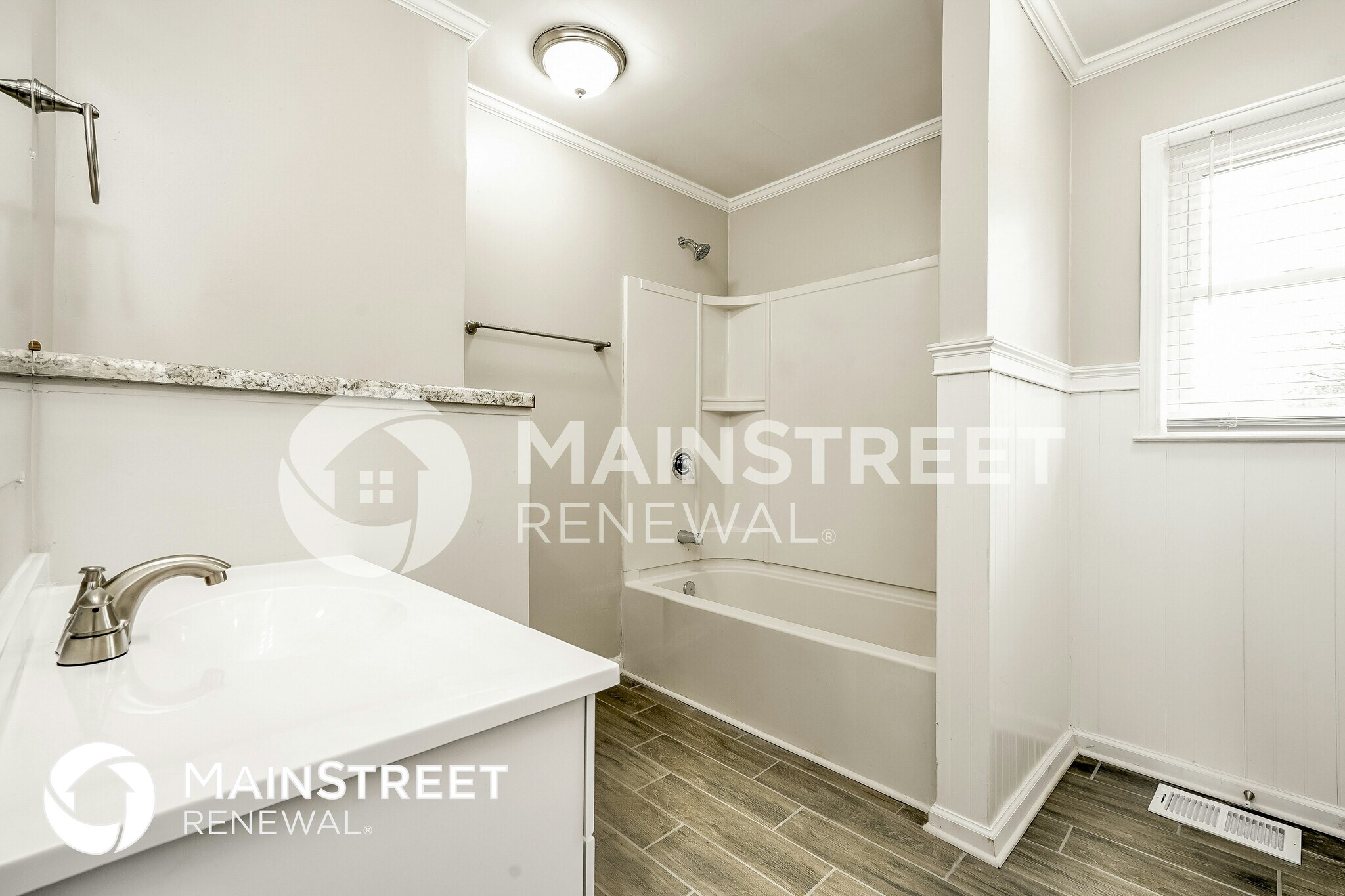 Building Photo - 35 Willow Ln NW