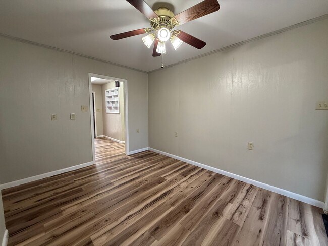 Building Photo - 3 Bedroom 2 Bathroom Home located in Greene County, TN