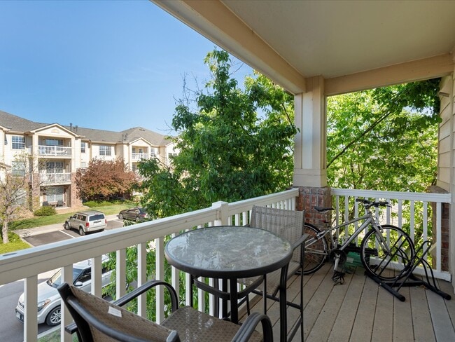 Building Photo - 5726 N Genoa Way