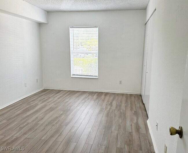 Building Photo - 8245 Ibis Club Dr