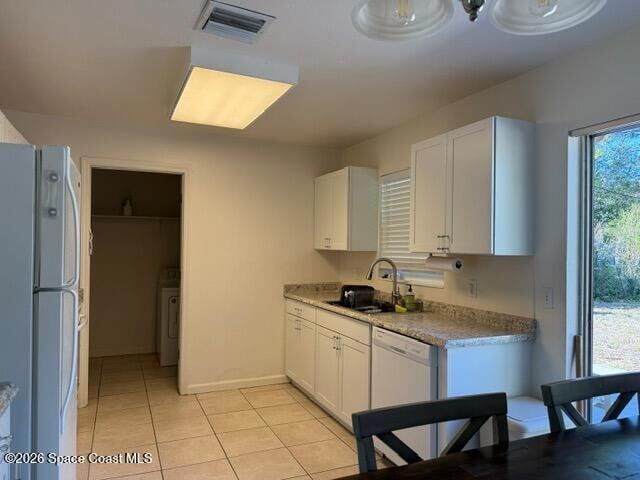 Building Photo - 2384 Apache Dr