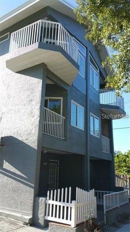 Primary Photo - 57 25th St N