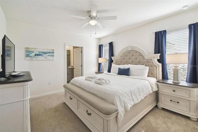 Building Photo - 7704 Oakmoss Loop