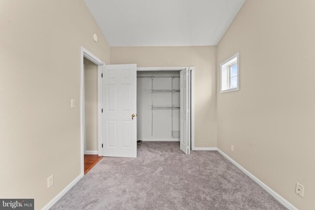 Building Photo - 7201 Old Friendship Way