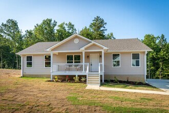Building Photo - Gorgeous Home in Odenville! Fresh, Modern ...