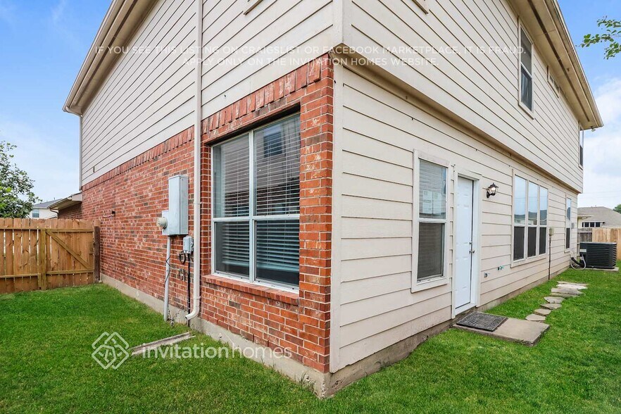 Building Photo - 29622 Legends Bluff Dr