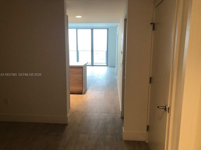 Building Photo - 16385 Biscayne Blvd