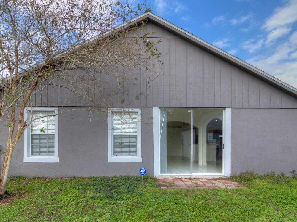 Building Photo - 8344 Fort Thomas Way