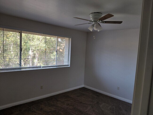 Building Photo - 5612 Galloping Way