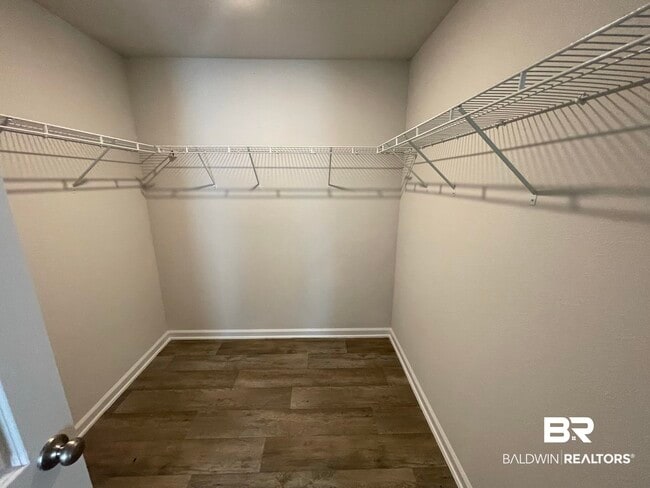 Building Photo - 10415 Ruffian Route