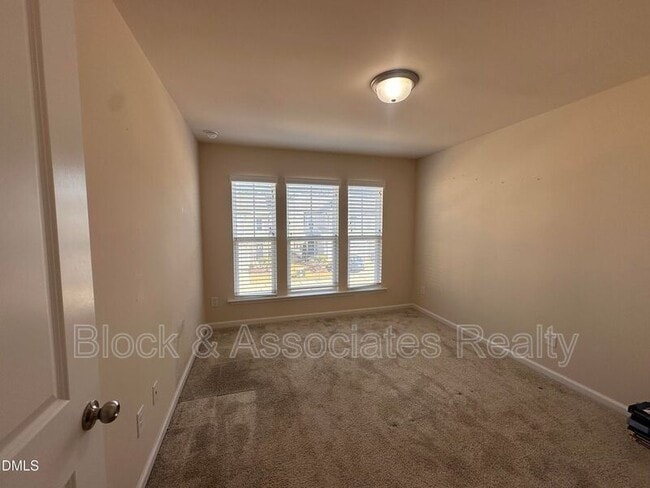 Building Photo - 1508 Glacier Dr