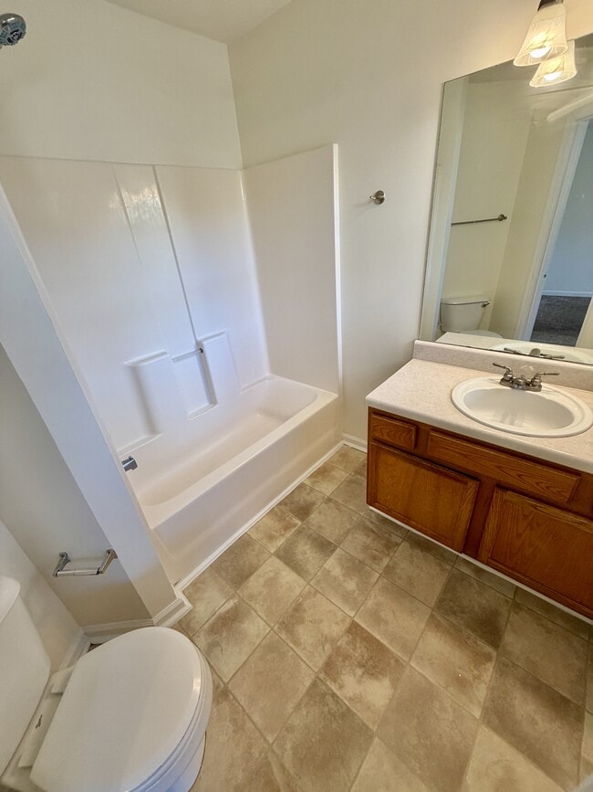 Building Photo - 2510 Marlin Dr