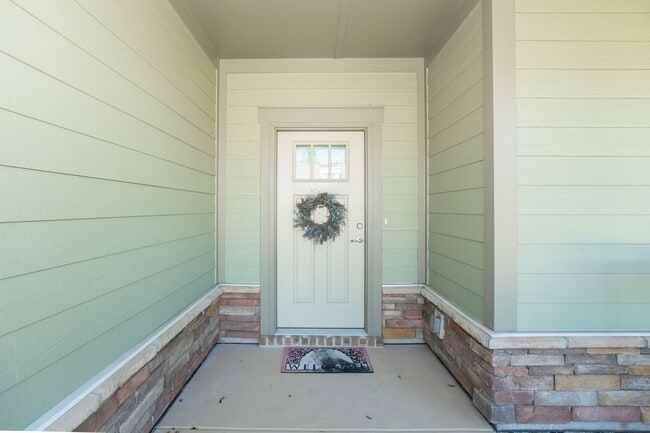 Building Photo - The Reserve - Market Common