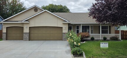 Building Photo - 2903 N Rough Stone Way