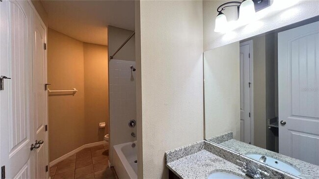Building Photo - 13324 Longacre Dr