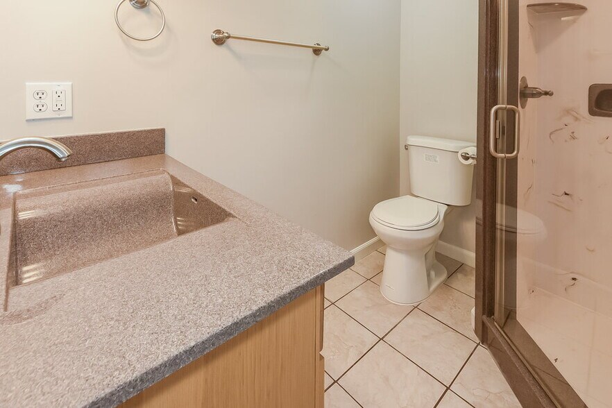 Building Photo - 8017 S 2100 E