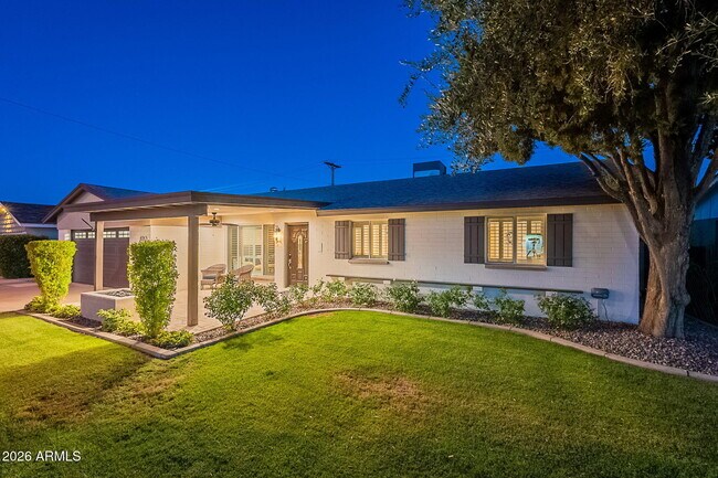 Building Photo - 8263 E Cypress St