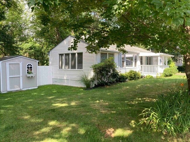 Building Photo - 23 Richard Rd