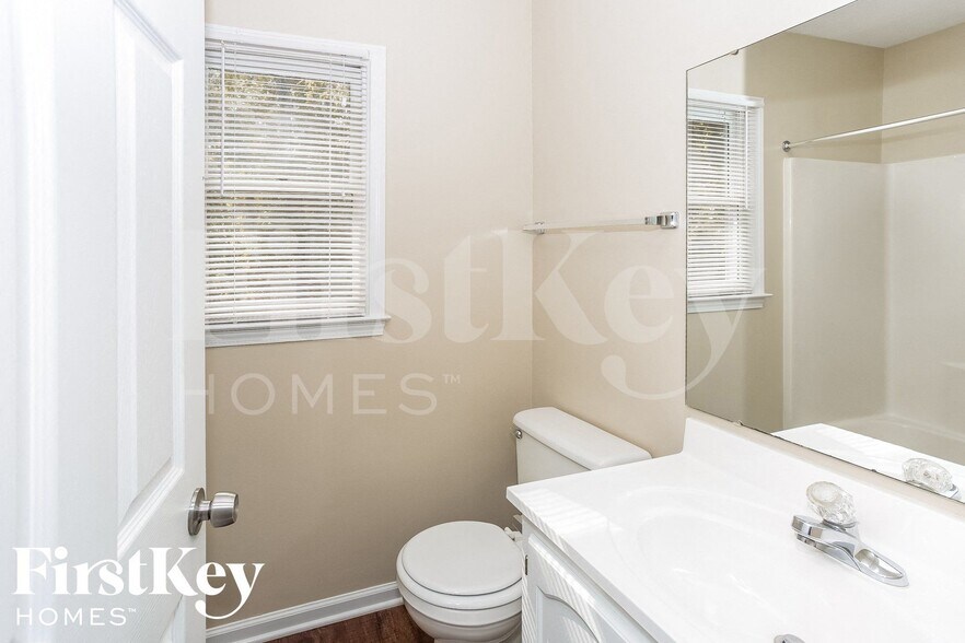 Building Photo - 169 Antelope Dr