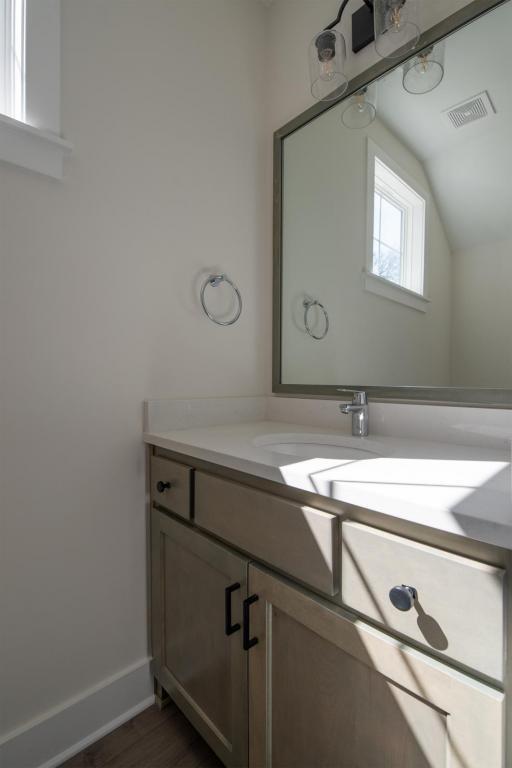 Building Photo - 7930 Greystone St