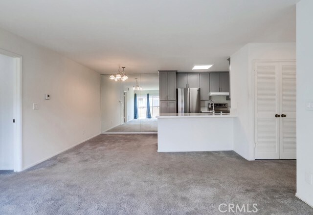 Building Photo - 2511 W Sunflower Ave