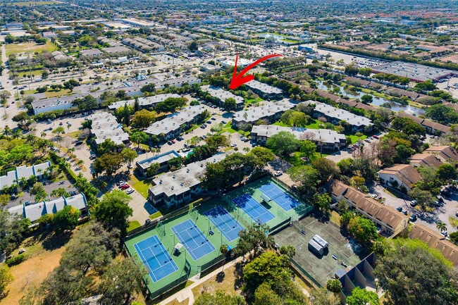 Building Photo - 3111 Oakland Shores Dr