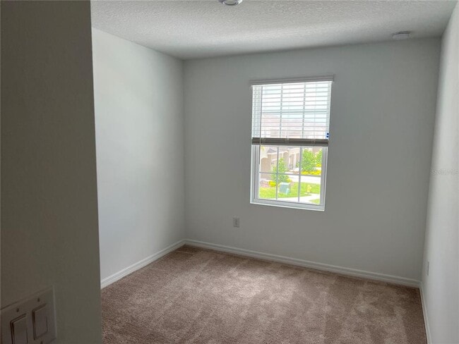 Building Photo - 6413 Fairmont Ln