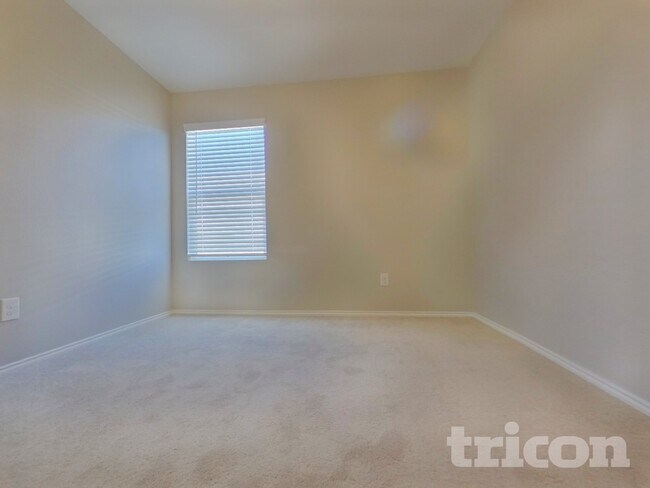 Building Photo - 11827 Mancos Trl