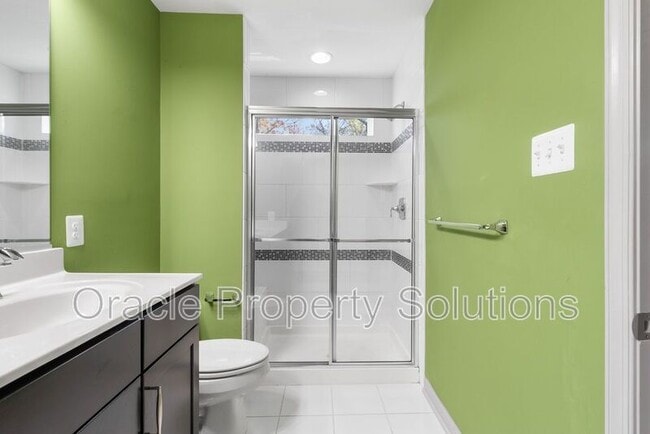 Building Photo - 1201 Falcon Point Dr