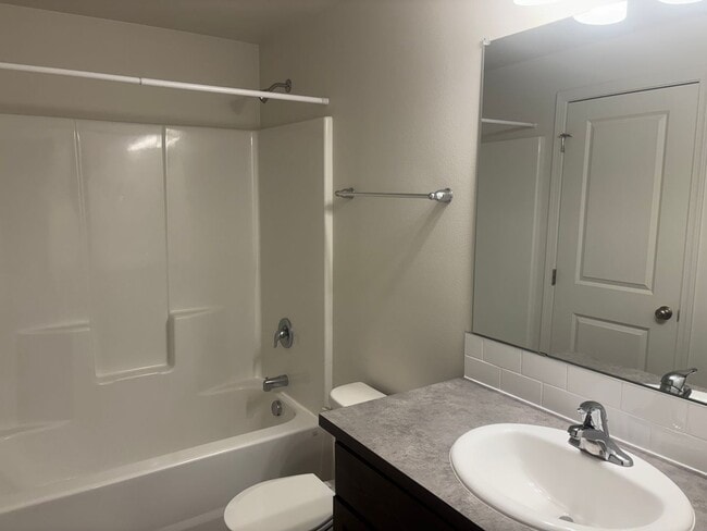 Building Photo - MSC Stillwell II