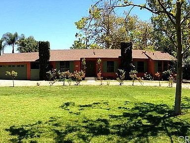 huge gated property - 5650 Rhodes Ave