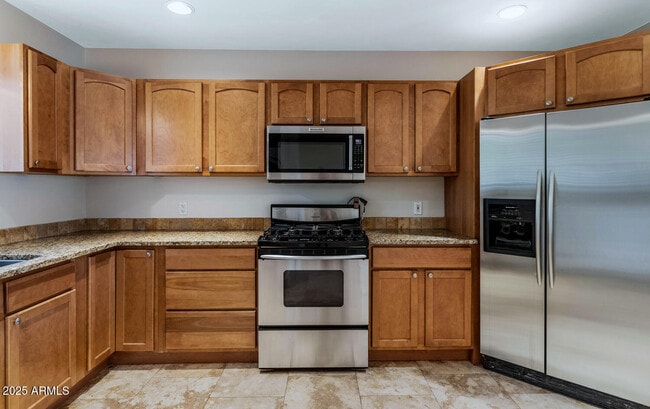 Building Photo - 3822 E Monterosa St