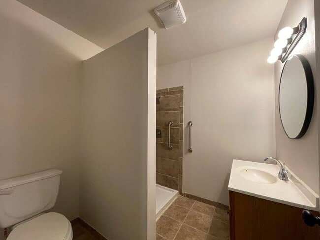 Building Photo - Lamesa Luxe Retreat – Modern Comfort Meets Small-Town Charm