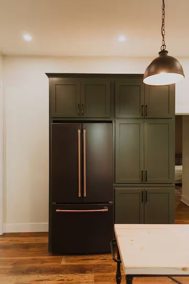 Building Photo - Historic Charm Meets Modern Comfort – Fully Furnished