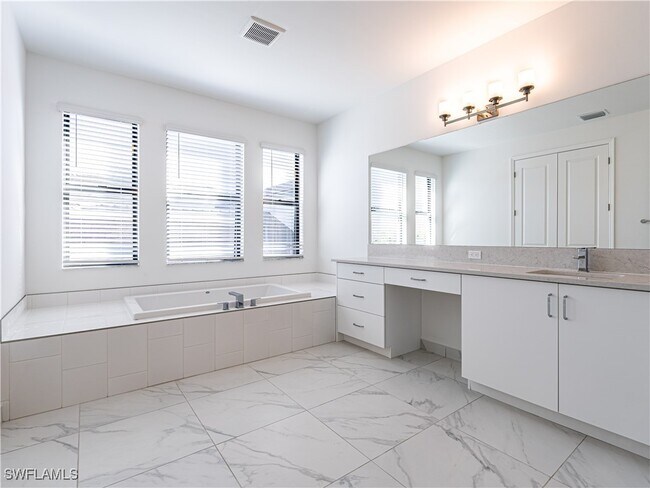 Building Photo - 20123 Camellia Crosse Ln