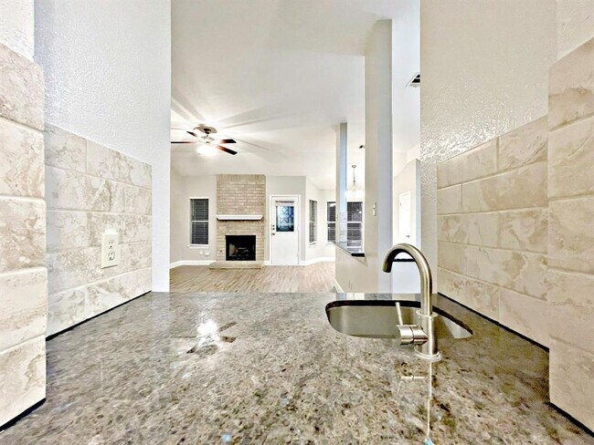 Building Photo - 8501 Priest River Dr