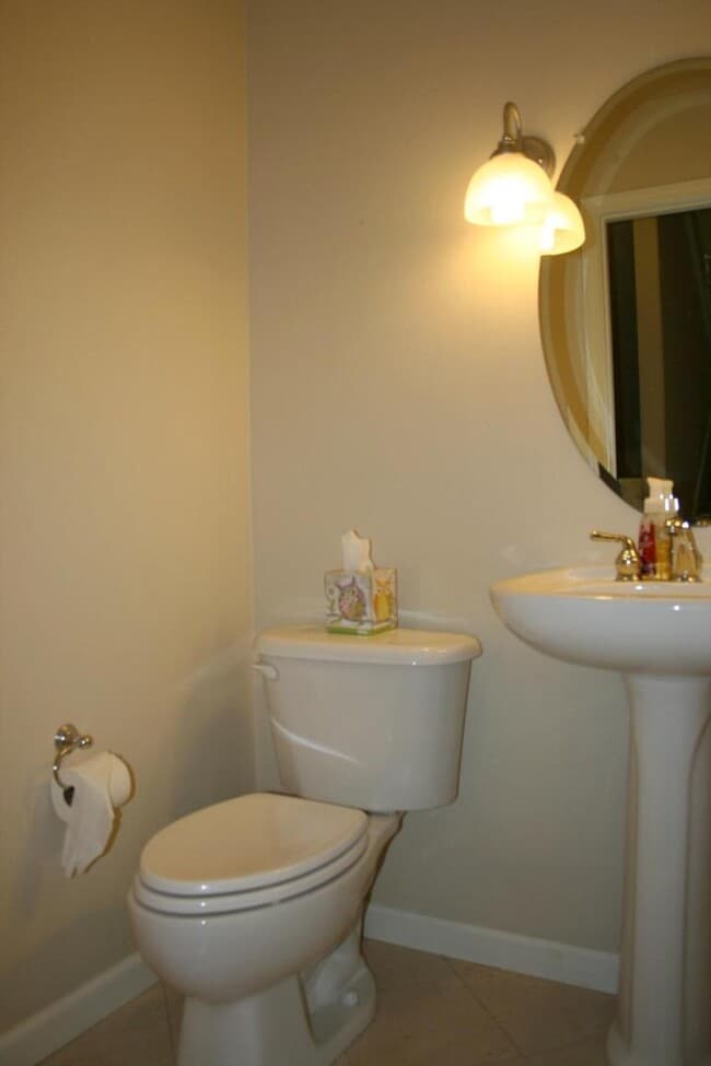 Building Photo - Beautiful Sunnyvale Townhouse!