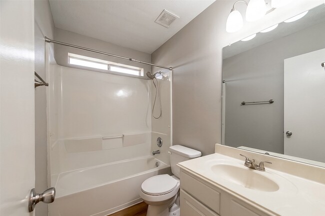 Building Photo - 19407 Arbor Pines Ln