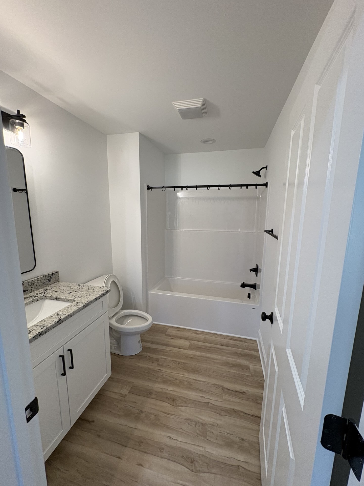 Upstairs Bath - 74 Luke Ct