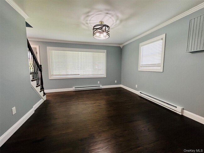 Building Photo - 1466 NY-292