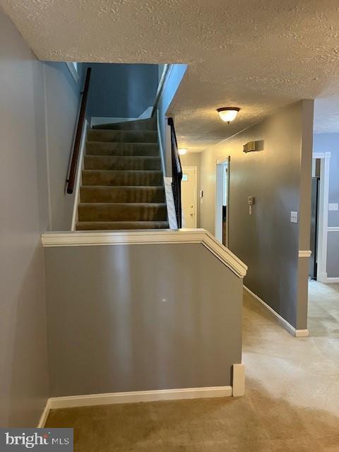 Building Photo - 22416 Greenview Ct