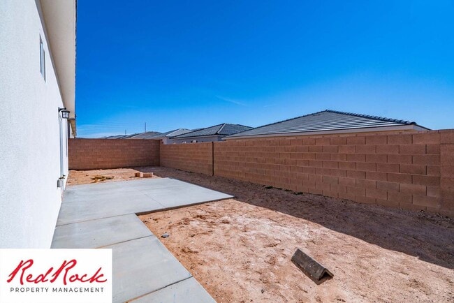 Building Photo - Single Family Home in Hurricane with an attached Casita!