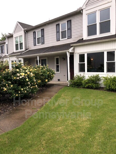 Primary Photo - 7 Nottingham Dr