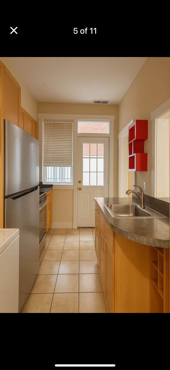 Building Photo - 2626 11th St NW