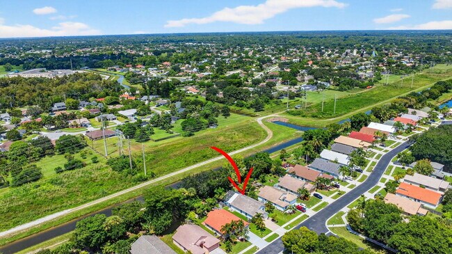 Building Photo - 1891 Oak Berry Cir