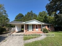 Building Photo - 806 Hicks Ave