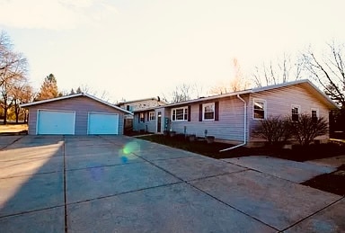 Building Photo - 6212 Strathmore Ln