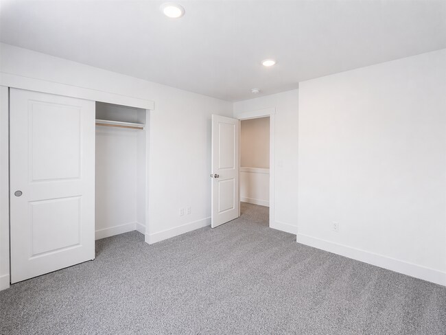 Building Photo - The Townes at Mill End | 1 MONTH FREE When You Sign a 15-Mo Lease! BRAND NEW Townhome in the Desi...